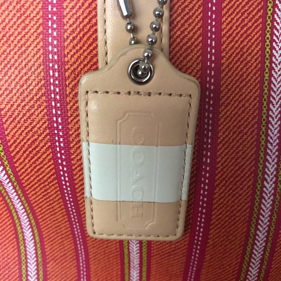 Coach purse - Picture 5 of 7